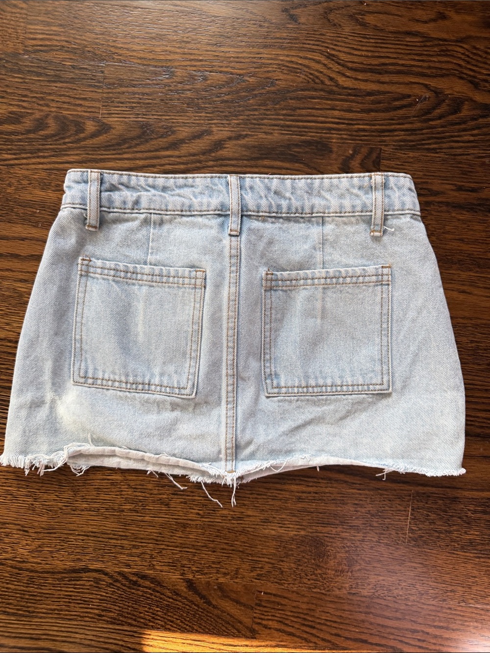 Edikted Light Blue Denim Mini Skirt with frayed hem size XS - Picture 3 of 6
